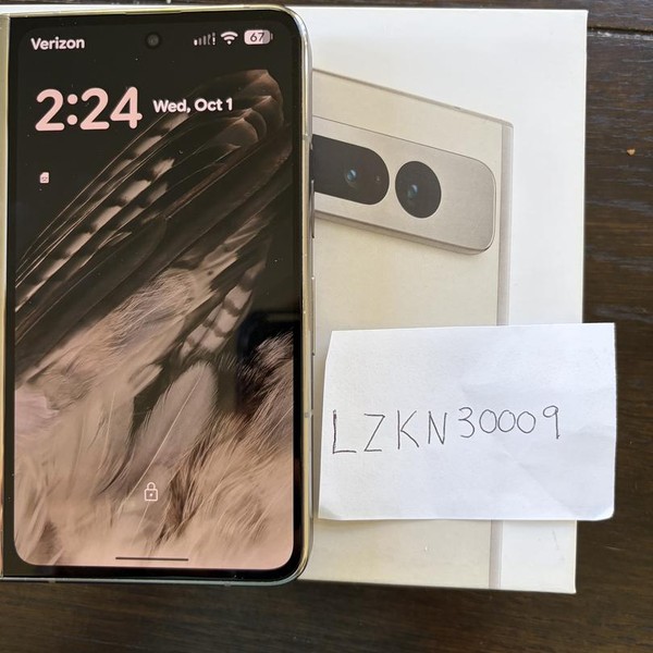 Google Pixel Fold - Unlocked, 256 GB, Porcelain, 12 GB, G9FPL