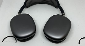 Used
													Apple AirPods Max - Gray, photo 1 of 9