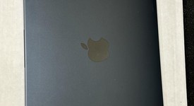 Fair
													MacBook Air 2022 - 13" - Apple M2, Midnight, 256 GB, 8 GB, photo 4 of 11