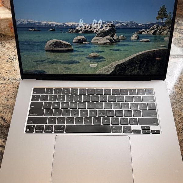 MacBook Air 2023 (M2) - 15 inch - 512 GB, Silver, 8 GB, Apple M2