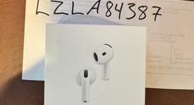 New
													Apple AirPods 4th Gen - Active Noise Cancellation, photo 3 of 3