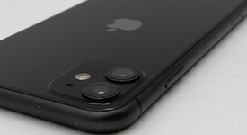 Fair
													Apple iPhone 11 - Unlocked, Black, 64 GB, A2111, photo 4 of 8