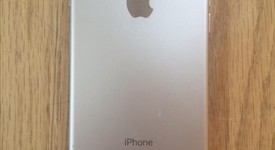 Good
													Apple iPhone 7 - AT&T, Gold, 32 GB, A1778, photo 2 of 9