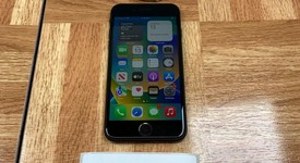 Fair
													Apple iPhone SE 2nd Gen 2020 - Unlocked, Black, 64 GB, A2275, photo 1 of 2