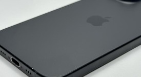Good
													Apple iPhone 15 - Unlocked, Black, 128 GB, A2846, photo 5 of 8