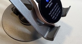 Mint
													Samsung Galaxy Watch4 - Unlocked, Gold, 40mm, photo 3 of 6