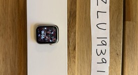 Good
													Apple Watch SE 2nd Gen 40mm - Starlight, A2722 - GPS, Aluminum, photo 2 of 6