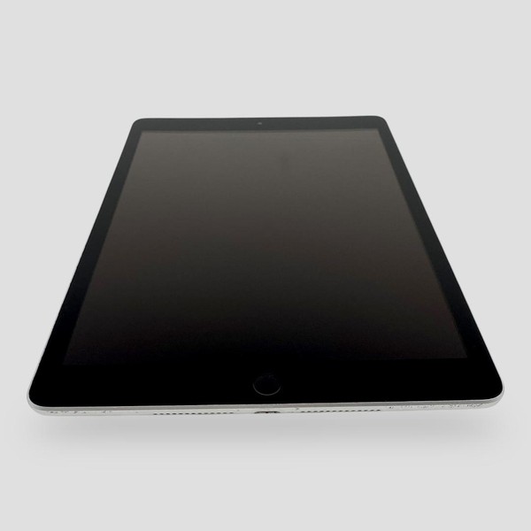 Apple iPad 9th Gen - Wi-Fi, 64 GB, Silver, A2602