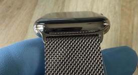 Mint
													Apple Watch Series 10 46mm - Unlocked, Gold, A3003 - Cellular, Titanium, photo 4 of 11