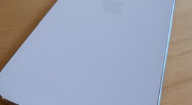 Mint
													Apple iPhone Air - Spectrum, Cloud White, 256 GB, A3260, photo 4 of 10