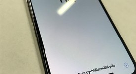 Good
													Apple iPhone X - Xfinity, Silver, 64 GB, A1865, photo 2 of 7