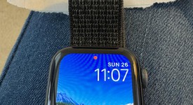 Good
													Apple Watch Series 4 40mm - Gray, A1977 - GPS, Aluminum, photo 2 of 4