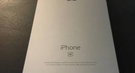 Mint
													Apple iPhone SE 1st Gen 2016 - Verizon, Grey, 16 GB, A1662, photo 4 of 5