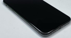 Good
													Apple iPhone Xs - Unlocked, Gray, 64 GB, A1920, photo 4 of 6