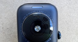 Good
													Apple Watch SE 2nd Gen 40mm - Unlocked, Midnight, A2726 - Cellular, Aluminum, photo 3 of 16