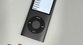Mint
													Apple iPod Nano 4th Gen - Black, 16 GB, photo 4 of 5