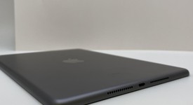 Good
													Apple iPad 7th Gen - Wi-Fi, Gray, 128 GB, A2197, photo 4 of 5