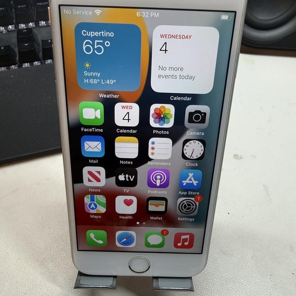 Apple iPhone 6S - Unlocked, 32 GB, Silver, A1688