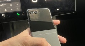 Mint
													Motorola Razr (2024) - T-Mobile, Gray, 256 GB, 8 GB, photo 2 of 7