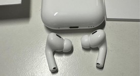 Used
													Apple AirPods Pro 2nd Gen - USB-C, photo 2 of 3