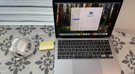Good
													MacBook Pro 2020 - 13" - I7, Silver, 1 TB, 16 GB, photo 3 of 7