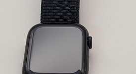 Good
													Apple Watch Series 9 45mm - Unlocked, Midnight, A2984 - Cellular, Aluminum, photo 3 of 4