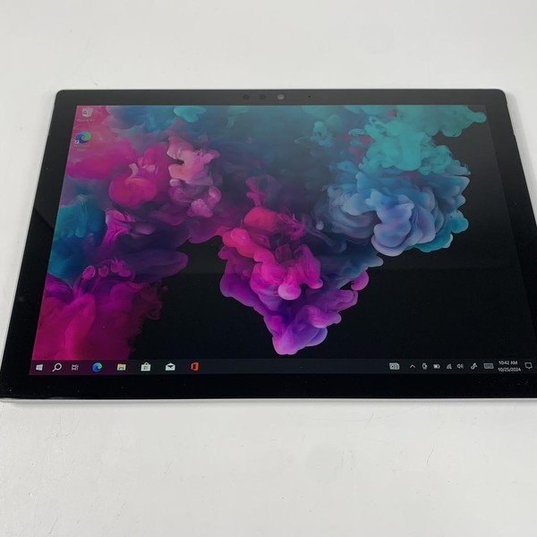 Microsoft Surface Pro 5 (2017) - Wi-Fi, 256 GB, Silver, 8 GB