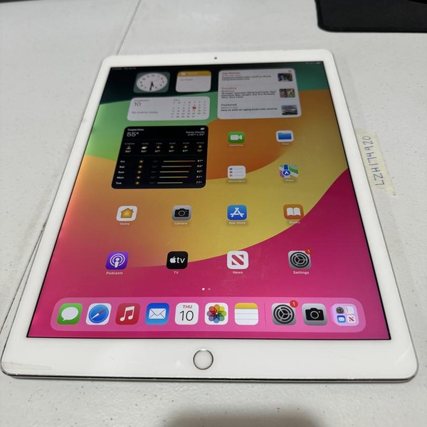 Apple iPad Pro 12.9 inch 2nd Gen 2017 - Wi-Fi, 64 GB, Silver