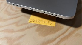 Mint
													Apple iPad 11th Gen - Wi-Fi, Silver, 128 GB, A3354, photo 3 of 6