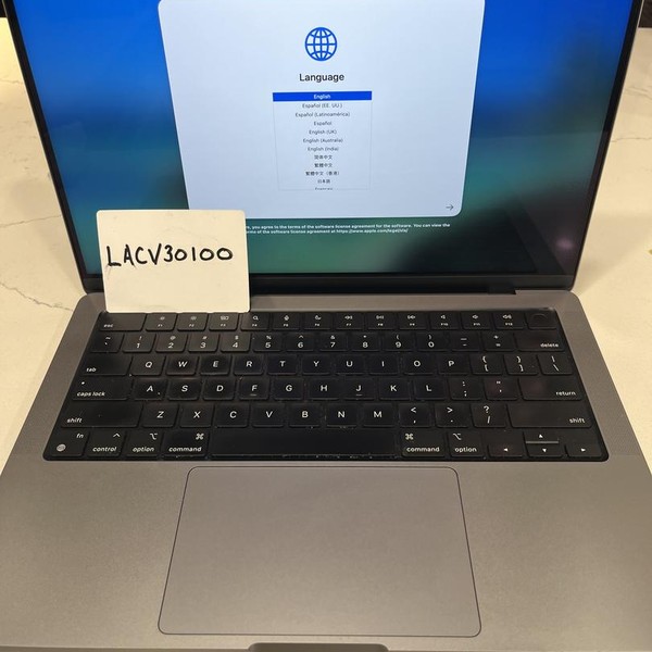 MacBook Pro 2021 - 14 inch - 512 GB, Gray, 32 GB, Apple M1 Pro 8-core