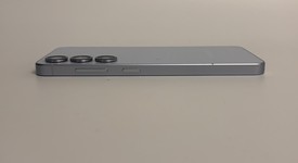 Good
													Samsung Galaxy S25 - Unlocked, Icy Blue, 128 GB, 12 GB, SM-S931U1, photo 3 of 8