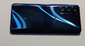 Good
													Motorola Edge (2021) - Unlocked, Navy Blue, 256 GB, 8 GB, photo 4 of 14