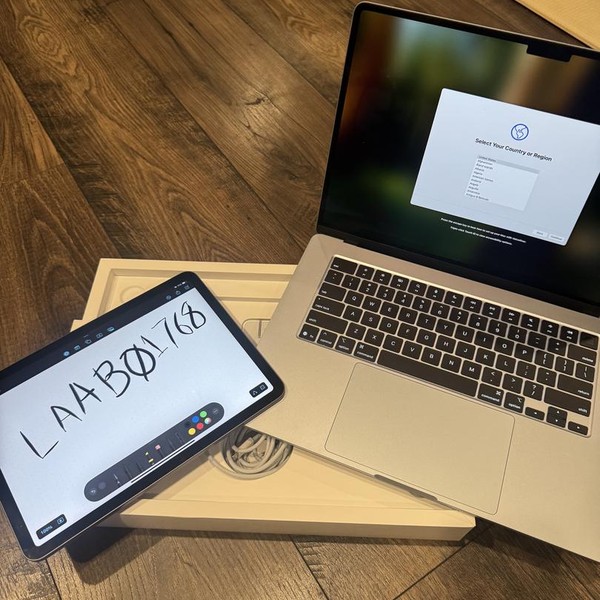 MacBook Air 2025 (M4) - 15 inch - 256 GB, Sky Blue, 16 GB, Apple M4