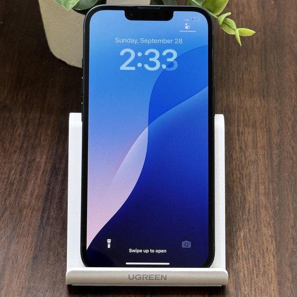 Apple iPhone 13 - Cricket, 128 GB, Midnight, A2482