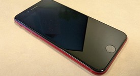 Good
													Apple iPhone SE 3rd Gen 2022 - Verizon, Red, 64 GB, A2595, photo 2 of 5