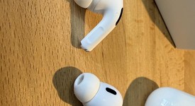 Used
													Apple AirPods Pro 2 - Lightning, photo 5 of 5