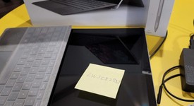 Good
													Microsoft Surface Pro 6 - Wi-Fi, Silver, 128 GB, 8 GB, photo 2 of 13