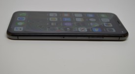 Good
													Apple iPhone Xs - Unlocked, Gray, 64 GB, A1920, photo 4 of 9