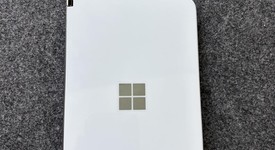 Good
													Microsoft Surface Duo - Unlocked, White, 128 GB, 6 GB, photo 5 of 5