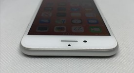Mint
													Apple iPhone 7 - Verizon, Silver, 32 GB, A1660, photo 5 of 12