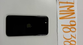 Mint
													Apple iPhone SE 3rd Gen 2022 - Unlocked, Midnight, 64 GB, A2595, photo 6 of 6