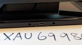 Good
													Nintendo Switch - OLED - Red & Blue, 64 GB, photo 3 of 11