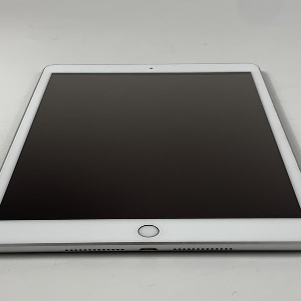 Apple iPad 8th Gen - Unlocked, 32 GB, Silver, A2428