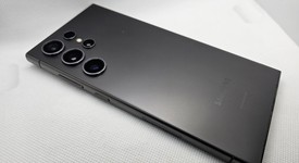 Good
													Samsung Galaxy S24 Ultra - Claro, Black, 256 GB, 12 GB, SM-S928U1, photo 1 of 3