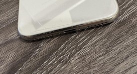 Good
													Apple iPhone X - Unlocked, Silver, 64 GB, A1865, photo 3 of 11