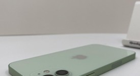 Mint
													Apple iPhone 12 - Unlocked, Green, 128 GB, A2172, photo 4 of 5