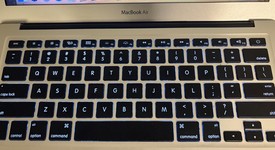 Mint
													MacBook Air 2017 - 13" - I5, Silver, 128 GB, 8 GB, photo 2 of 10