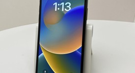 Fair
													Apple iPhone Xs - Unlocked, Gray, 64 GB, A1920, photo 1 of 6