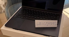 Good
													MacBook Air 2022 - 13" - Apple M2, Midnight, 512 GB, 16 GB, photo 1 of 8