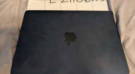 Good
													MacBook Air 2022 - 13" - Apple M2, Midnight, 256 GB, 8 GB, photo 4 of 8